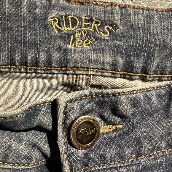 Lee Riders Size 14P Capris Ankle Pant Stretchy Comfy Relaxed Embroidered Pocket - Picture 3 of 8